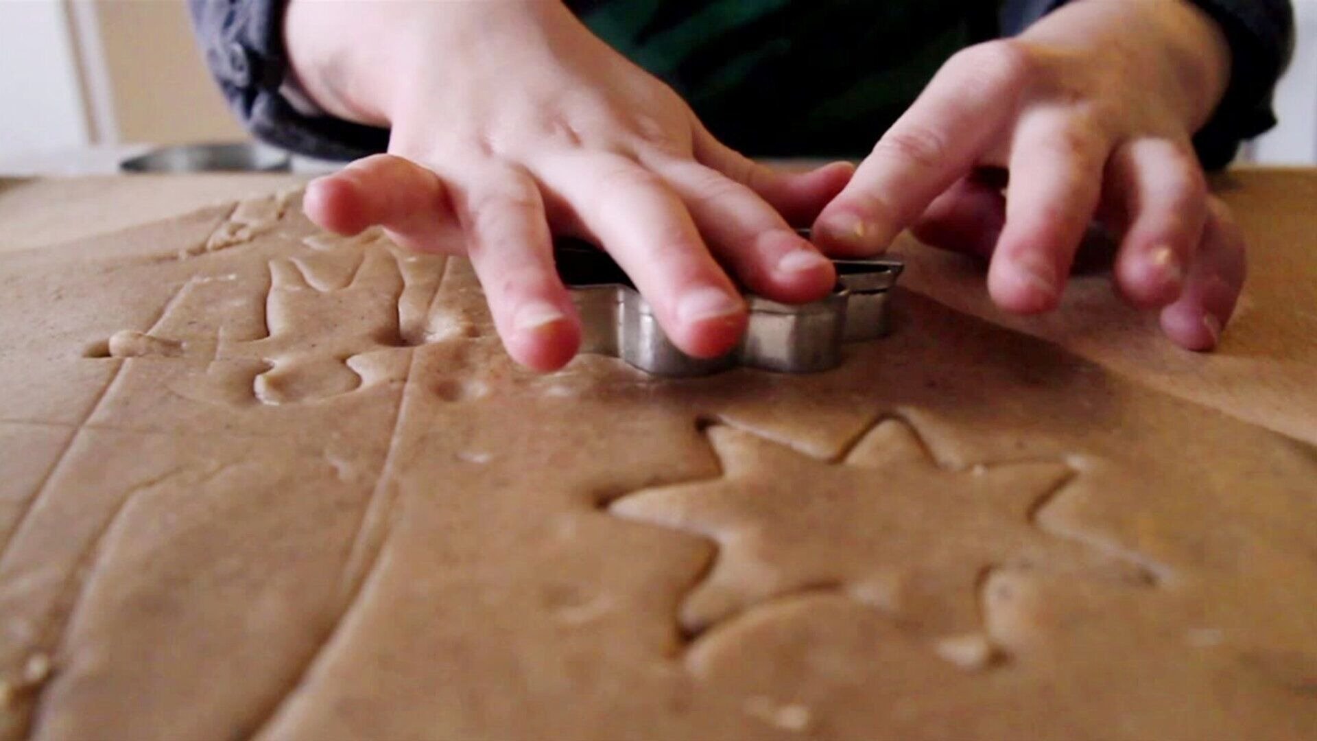 7. Baka pepparkakor