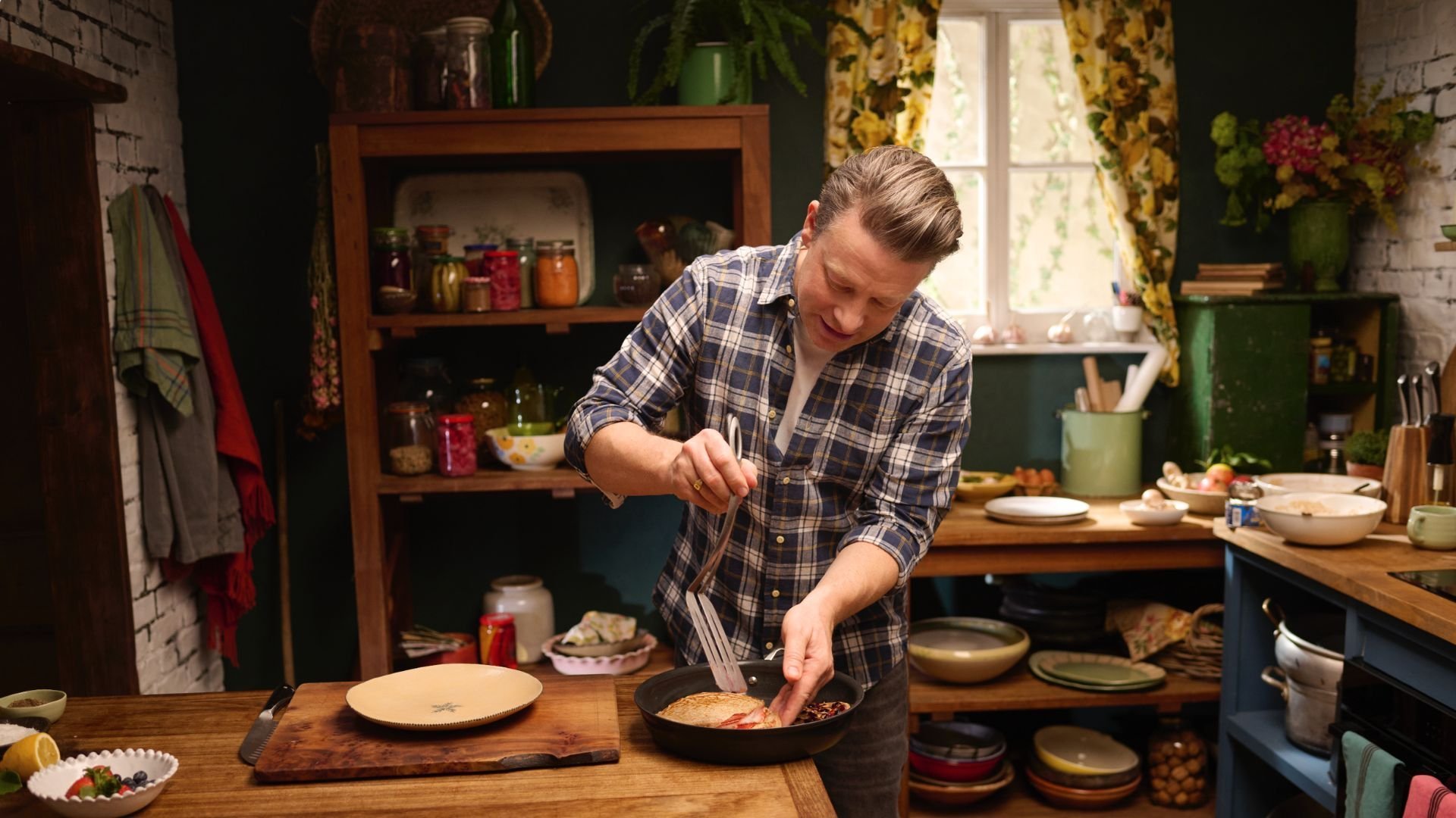 1. Jamie's Eat Yourself Healthy