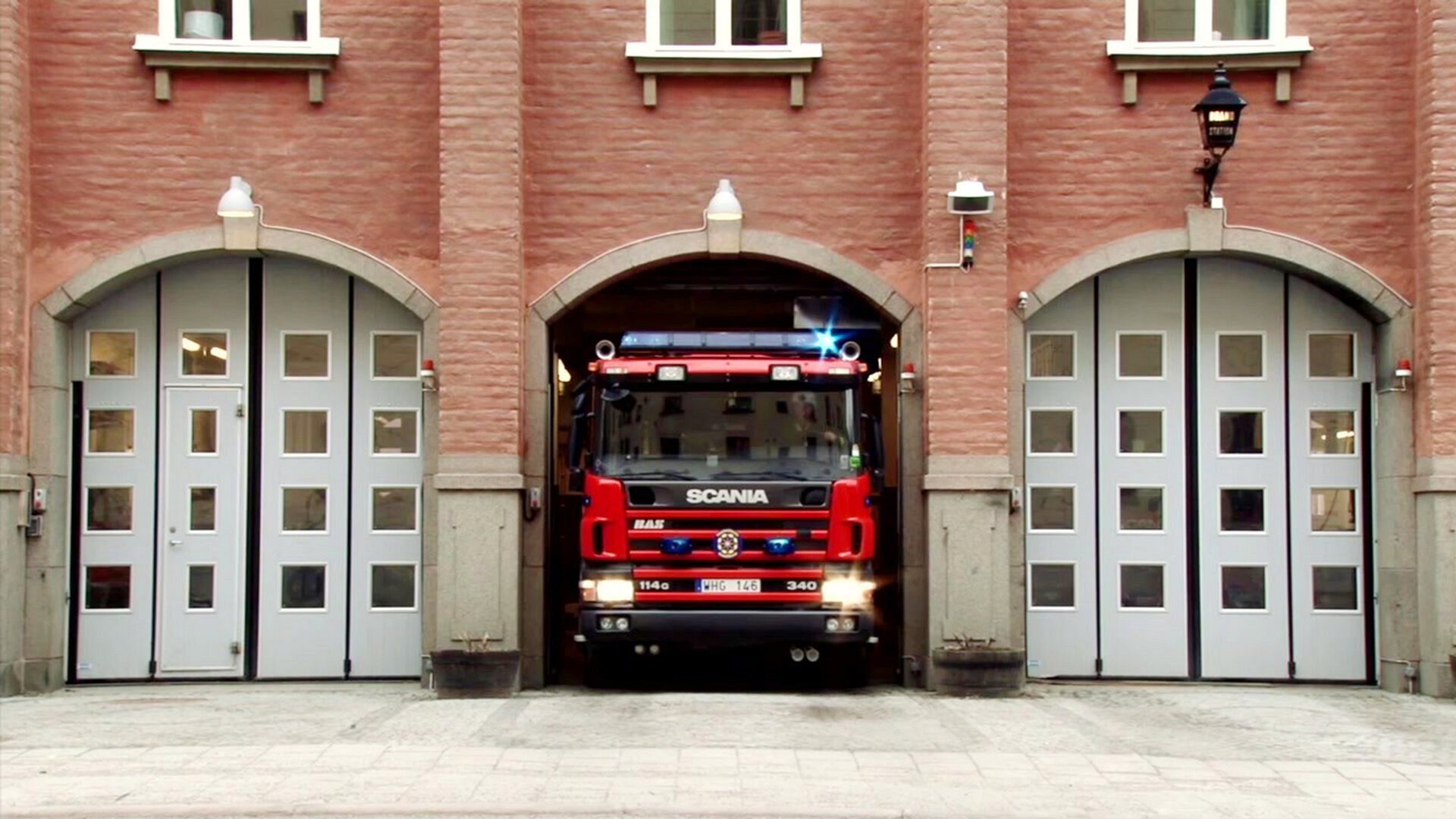 13. Brandkåren får larm