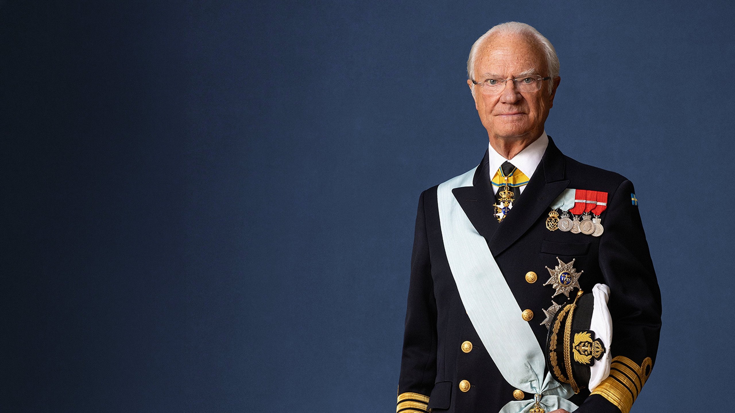 Kungen 80 år - intervju - teckenspråkstolkat