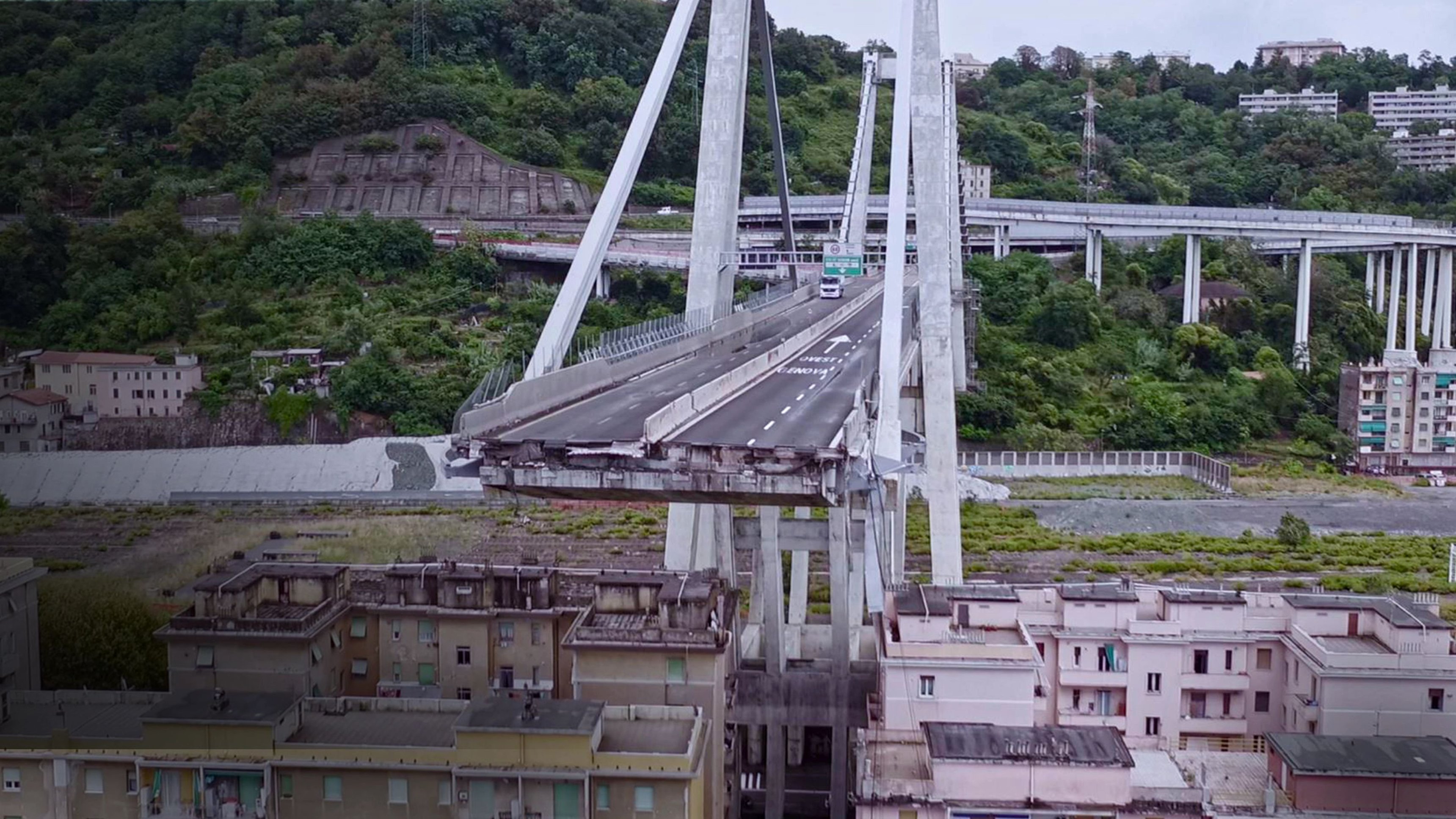 Brokatastrofen i Genua