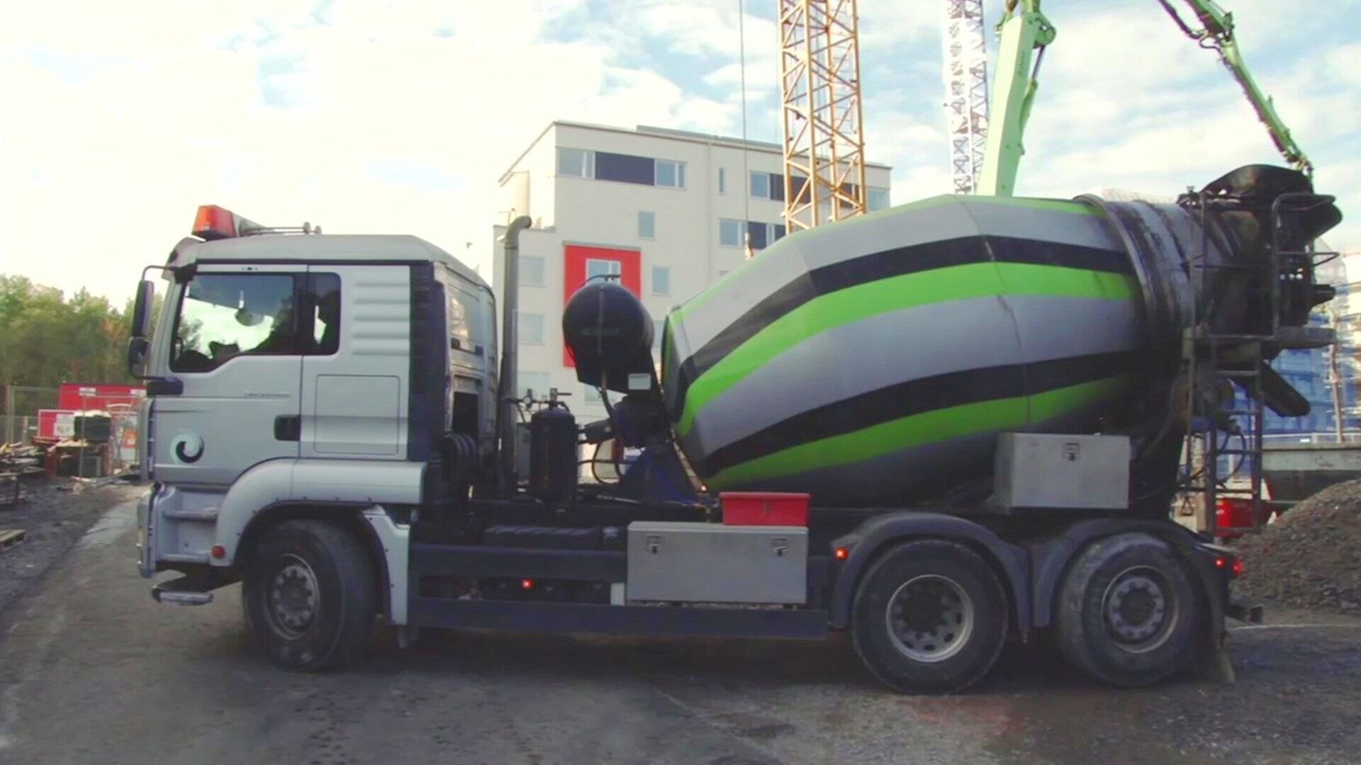21. Cementbil