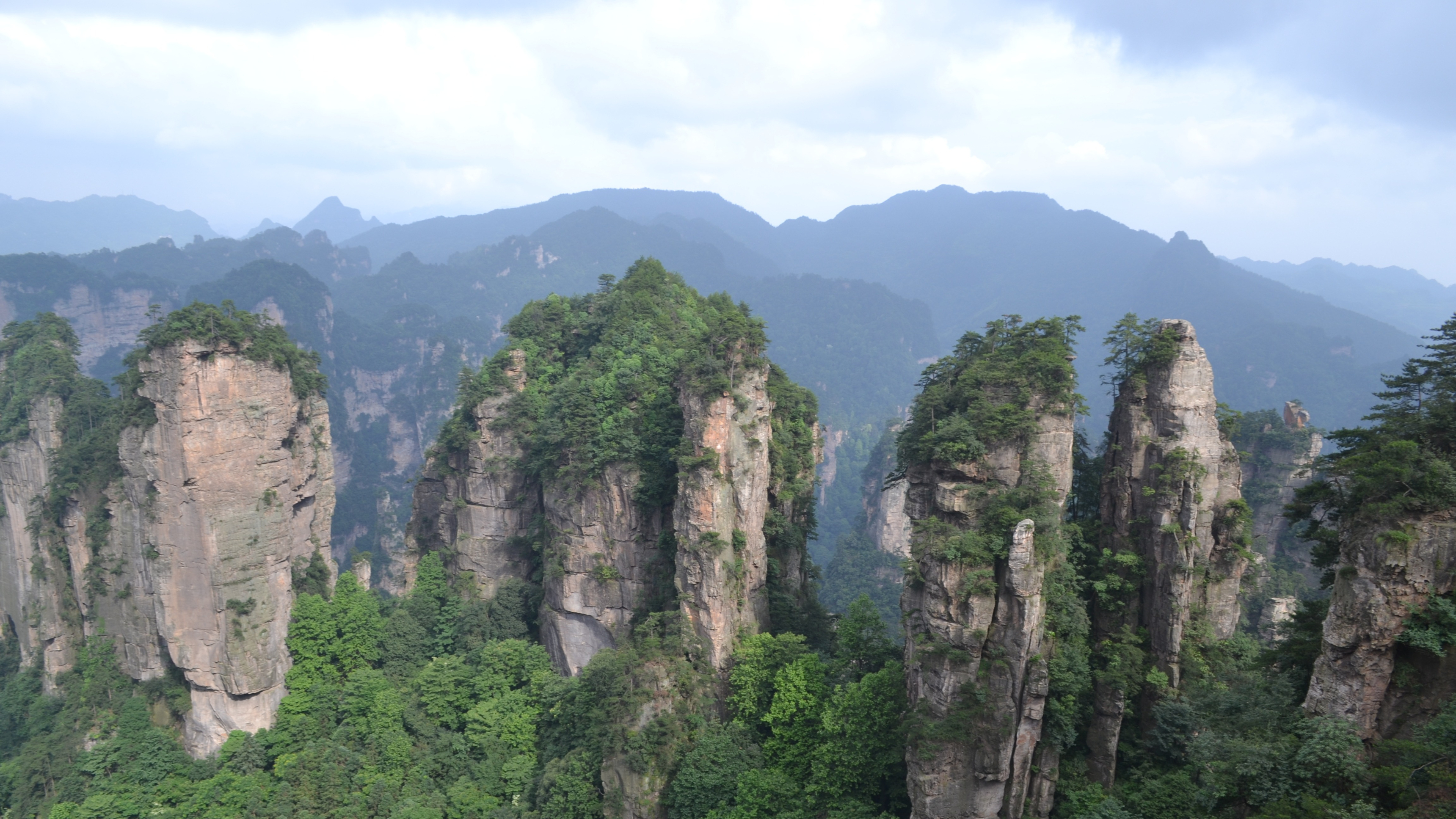 9. Climbing Earth's Pandora - Zhangjiajie