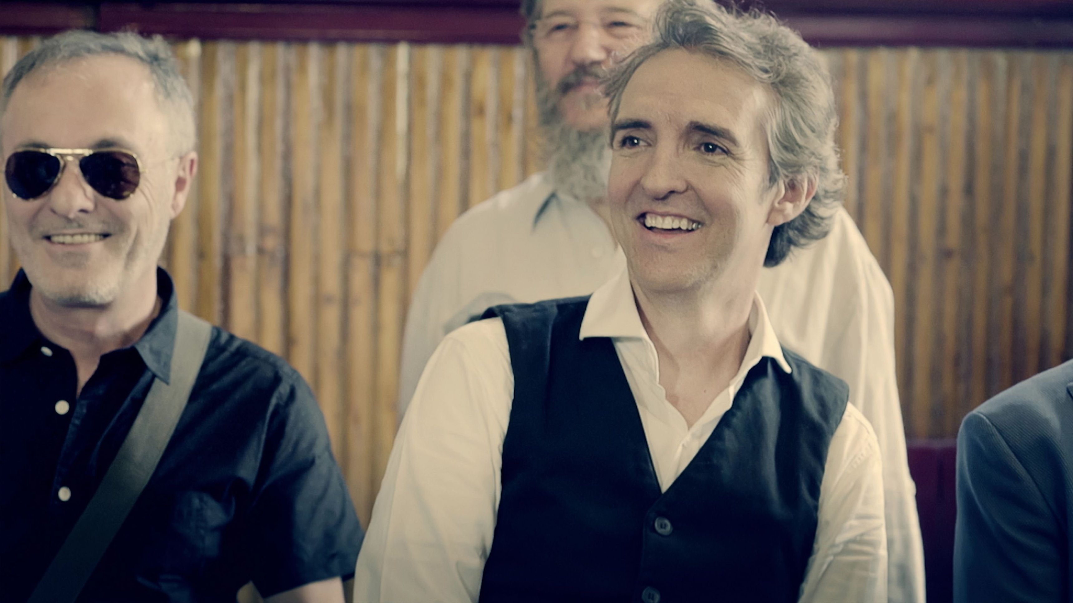 Ramoncín. Una vida en el filo