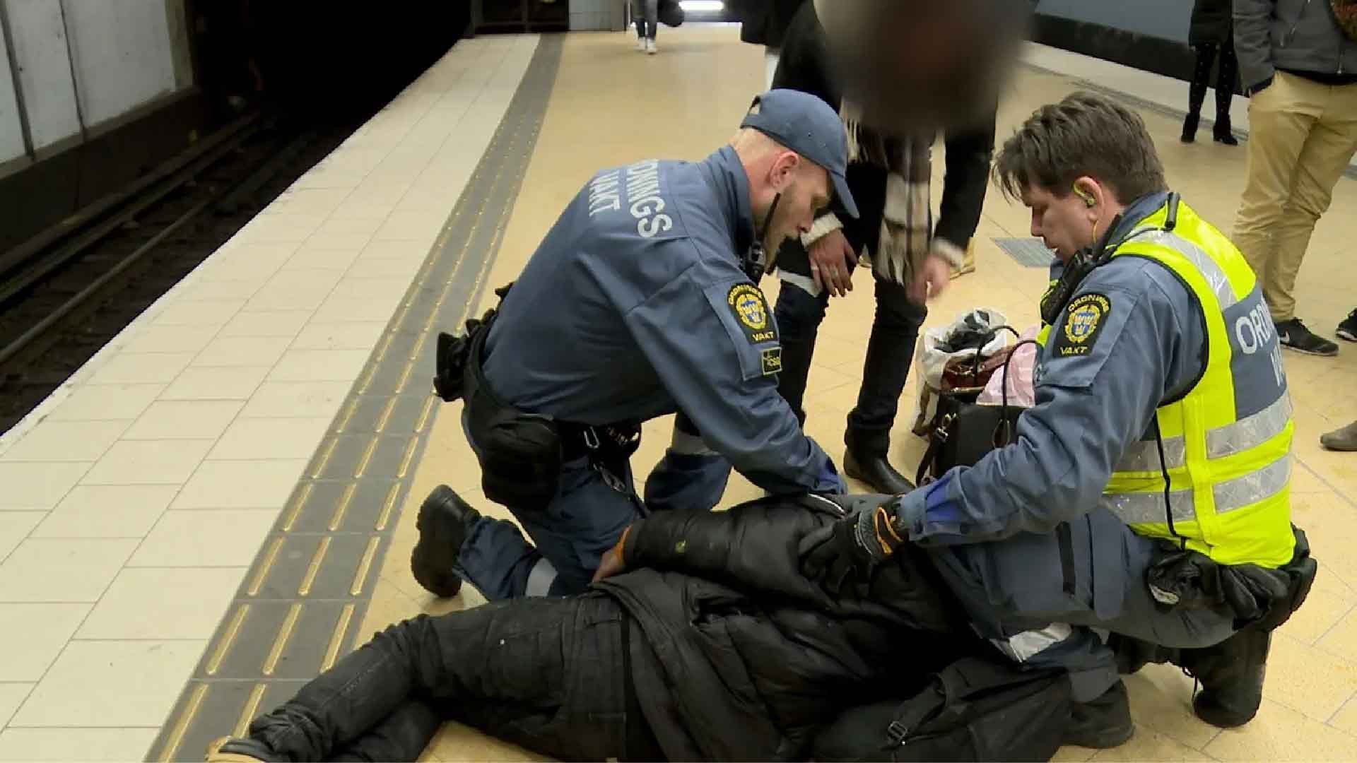 6. Henrik blir biten