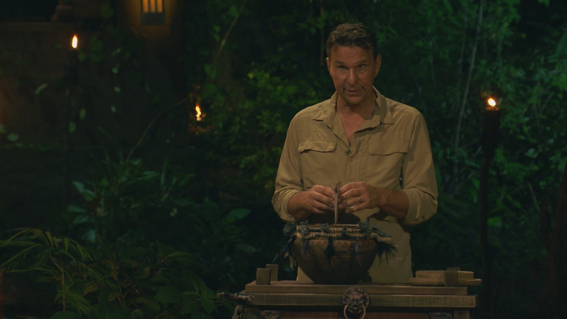 16. Robinson S12 E016