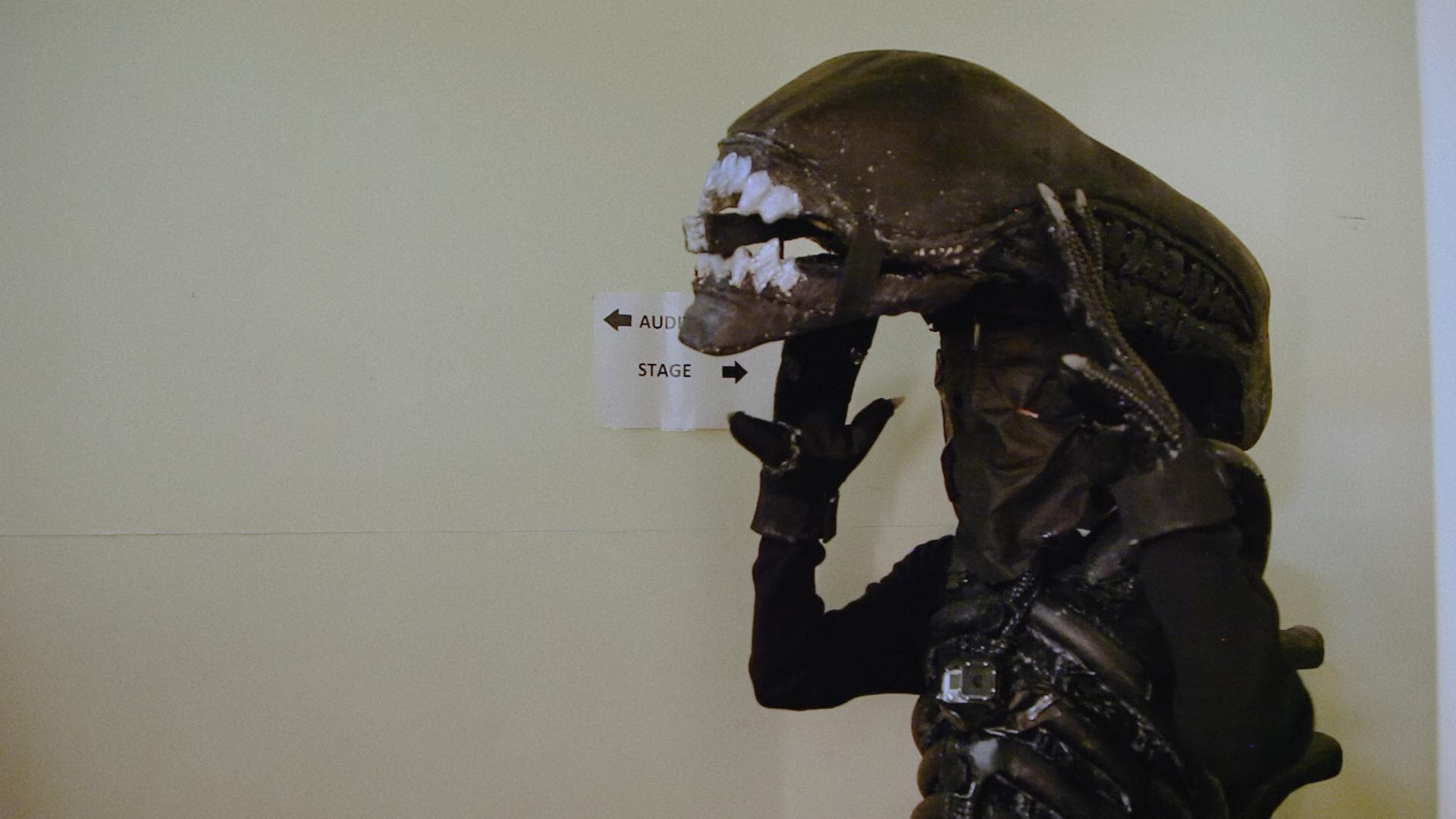 Alien On Stage