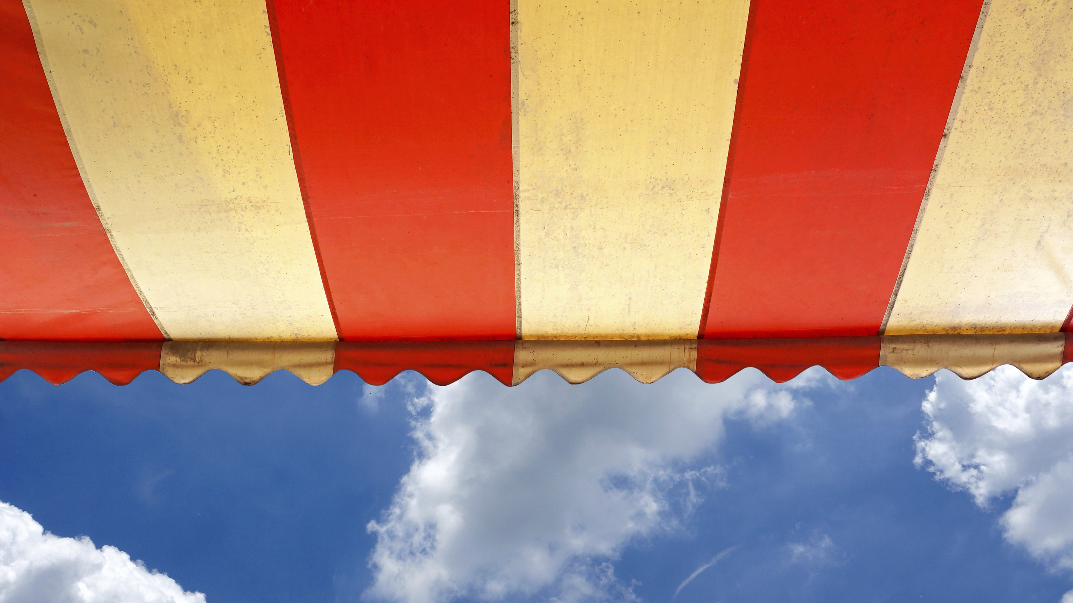 5. Wax Figures/Awnings/Sandwich Crackers