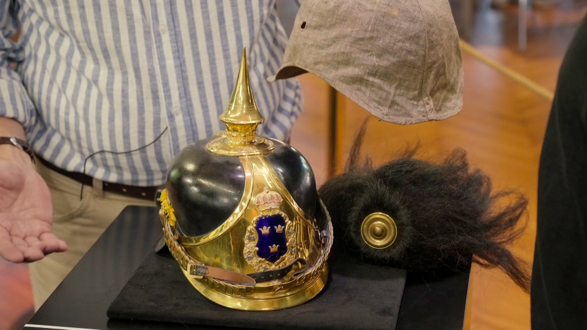 7. Fejkväska, Björks klotter och samlarbilder