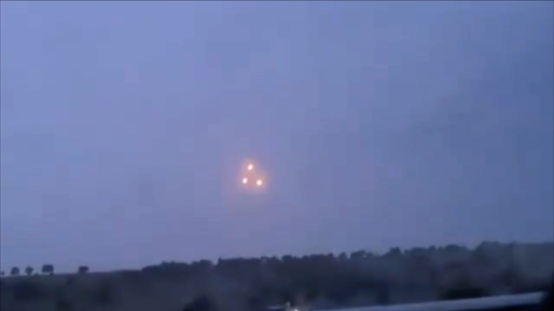 8. Hook Island Monster, Skydivers' Plane Stall, and Somalia Freighter Phantom
