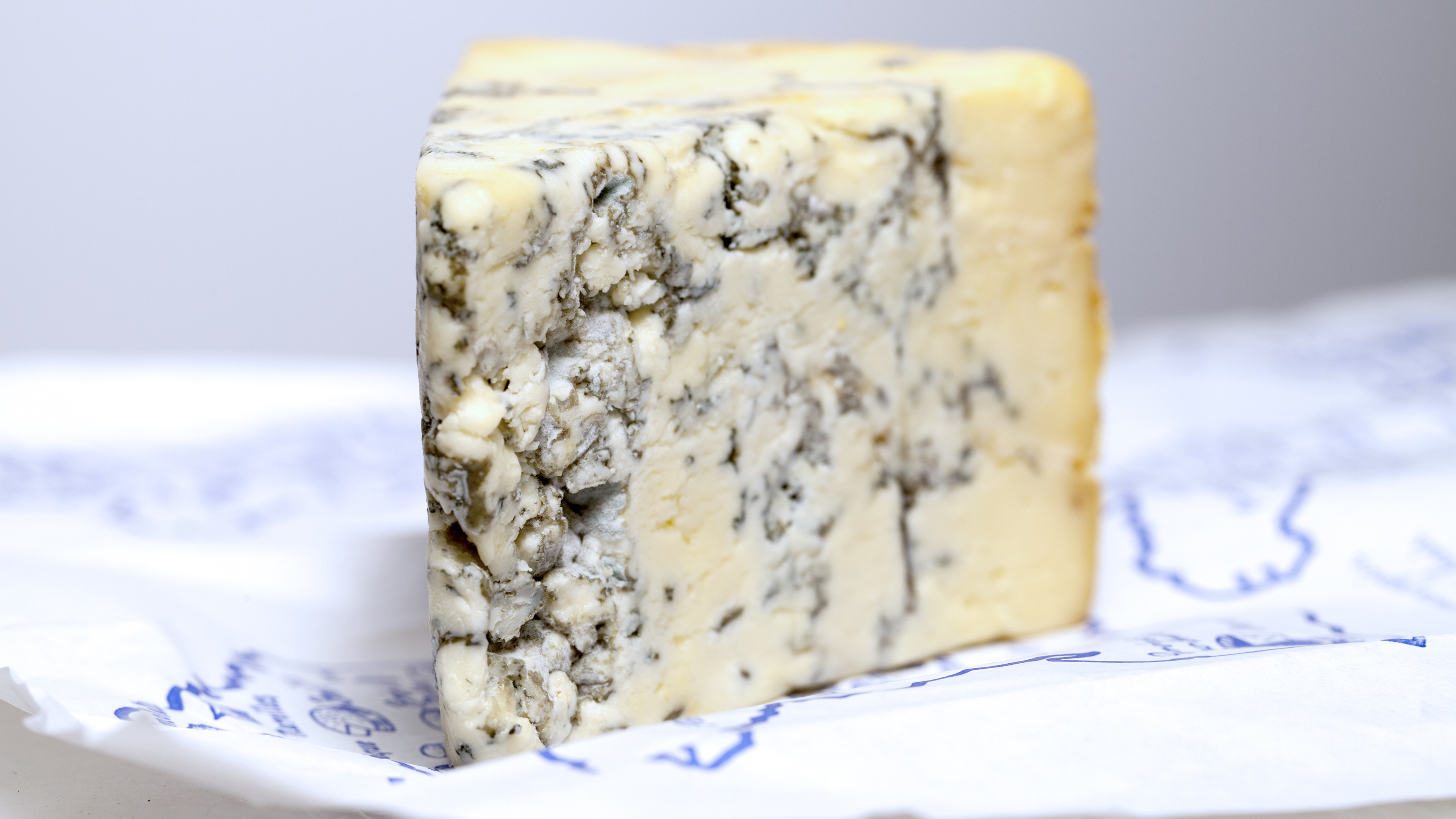 6. Pipe Cleaners/Blue Stilton Cheese