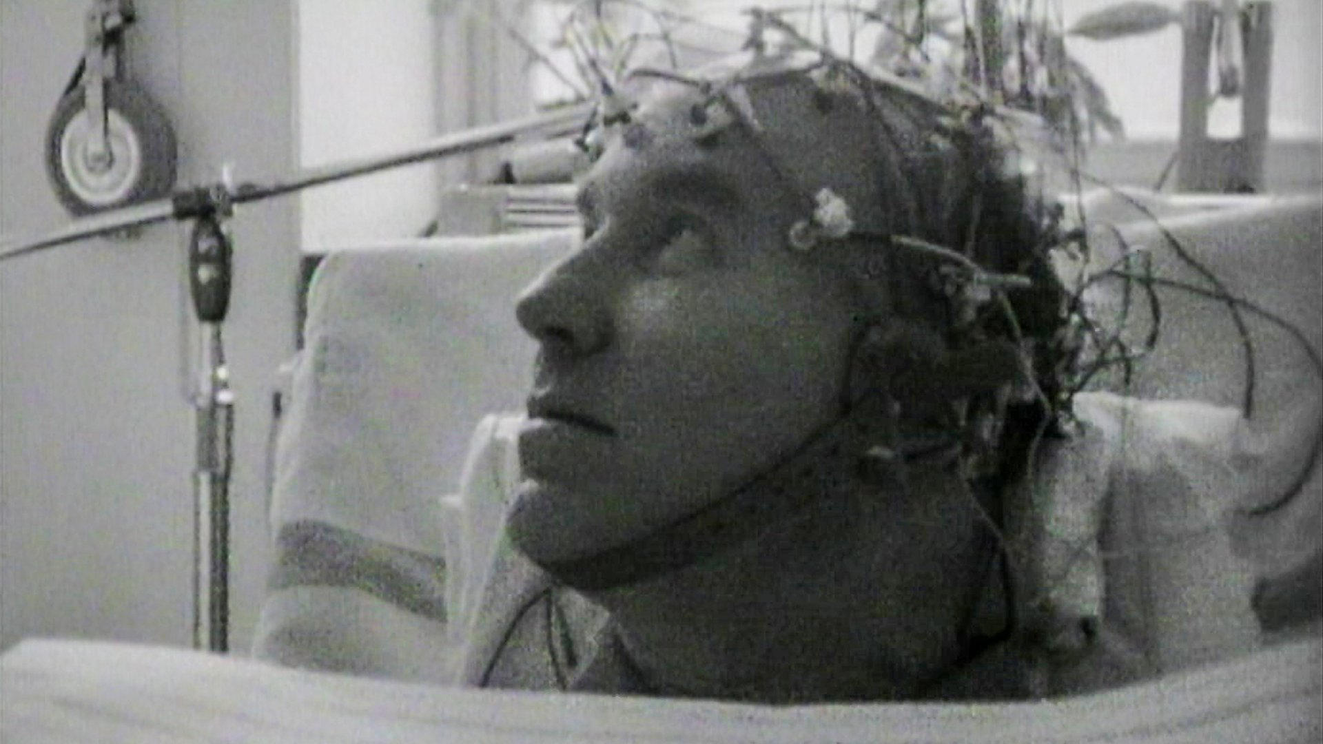 4. Ångesttripp i rymden med Ayan Jamal