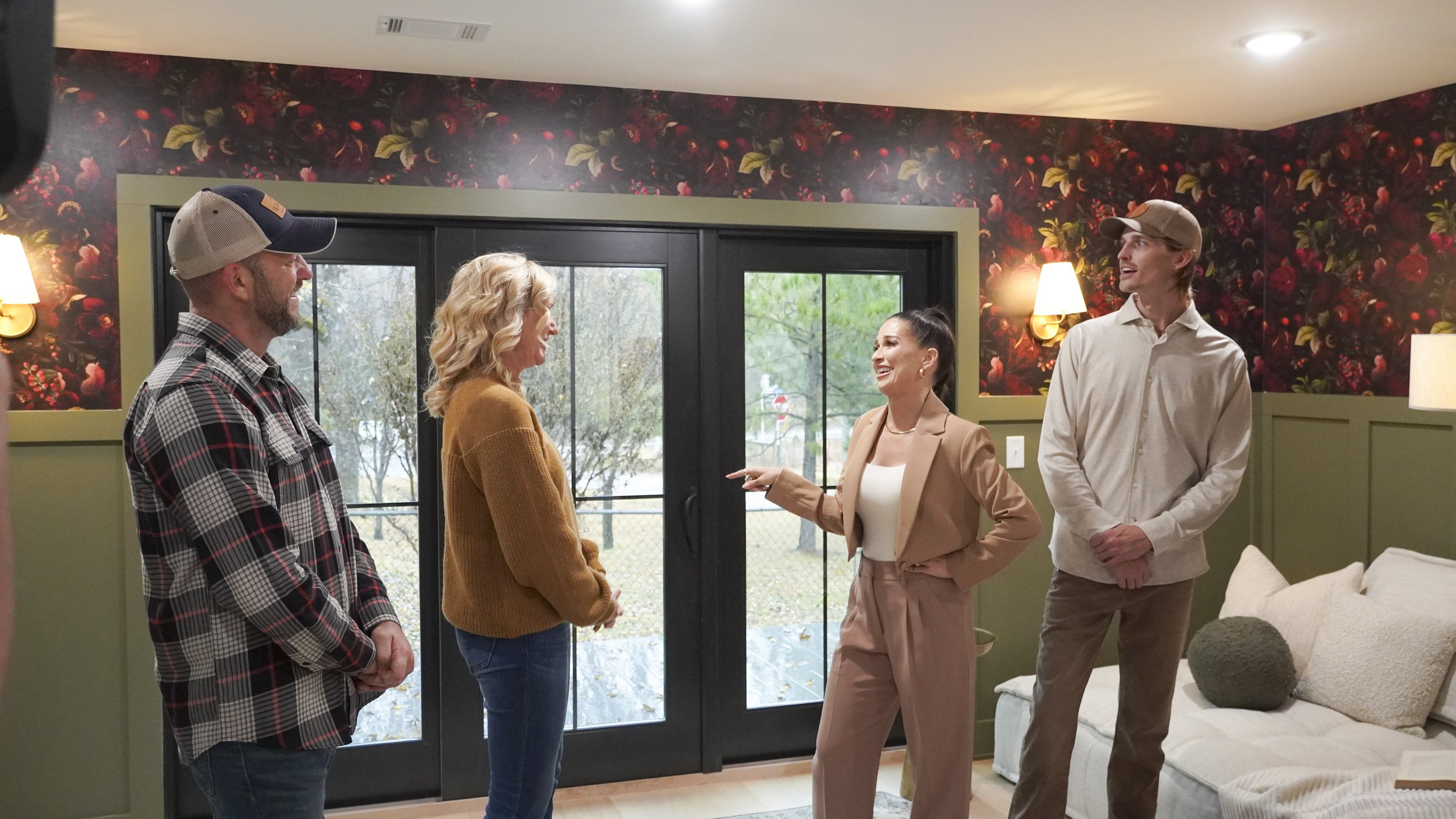 12. Family Home Makeover Helps Tie the Knot