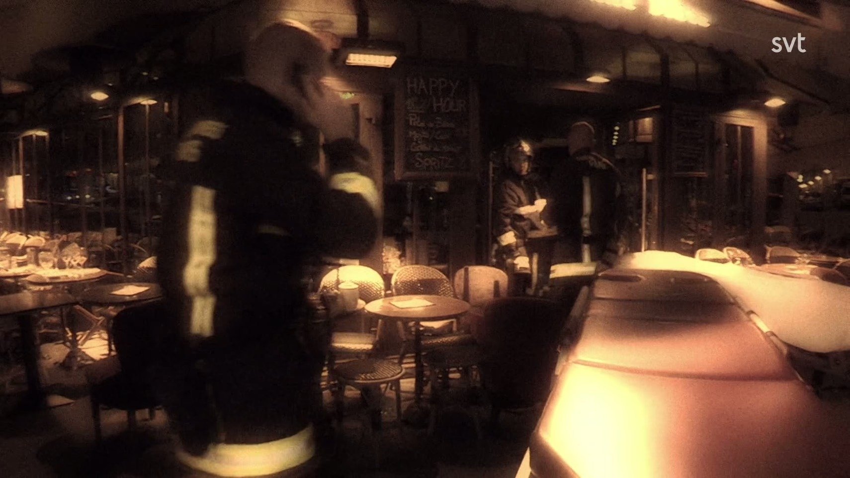 1. Attackerna på stadion och uteserveringarna