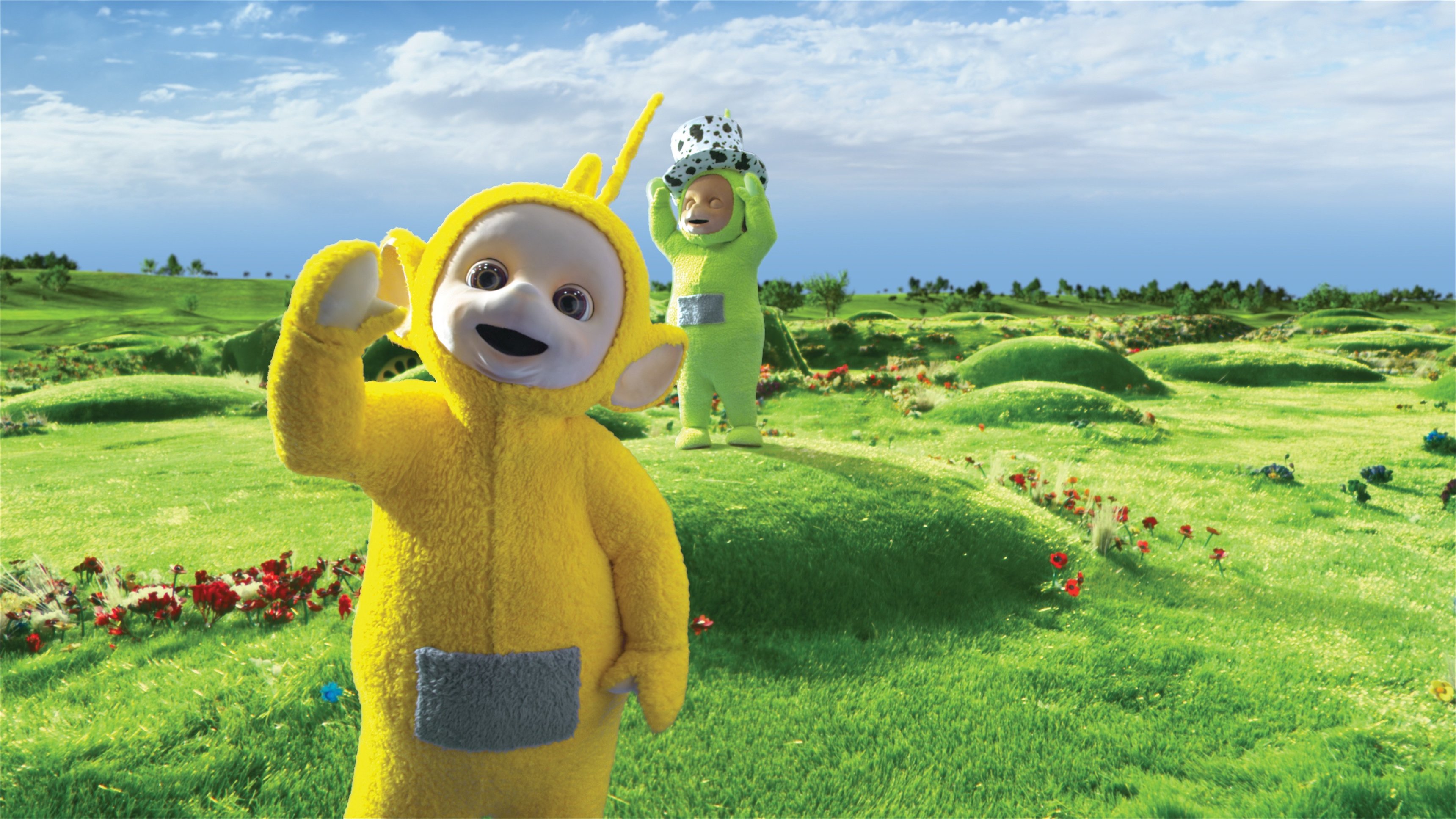 10. Knasiga Korvar / Röd