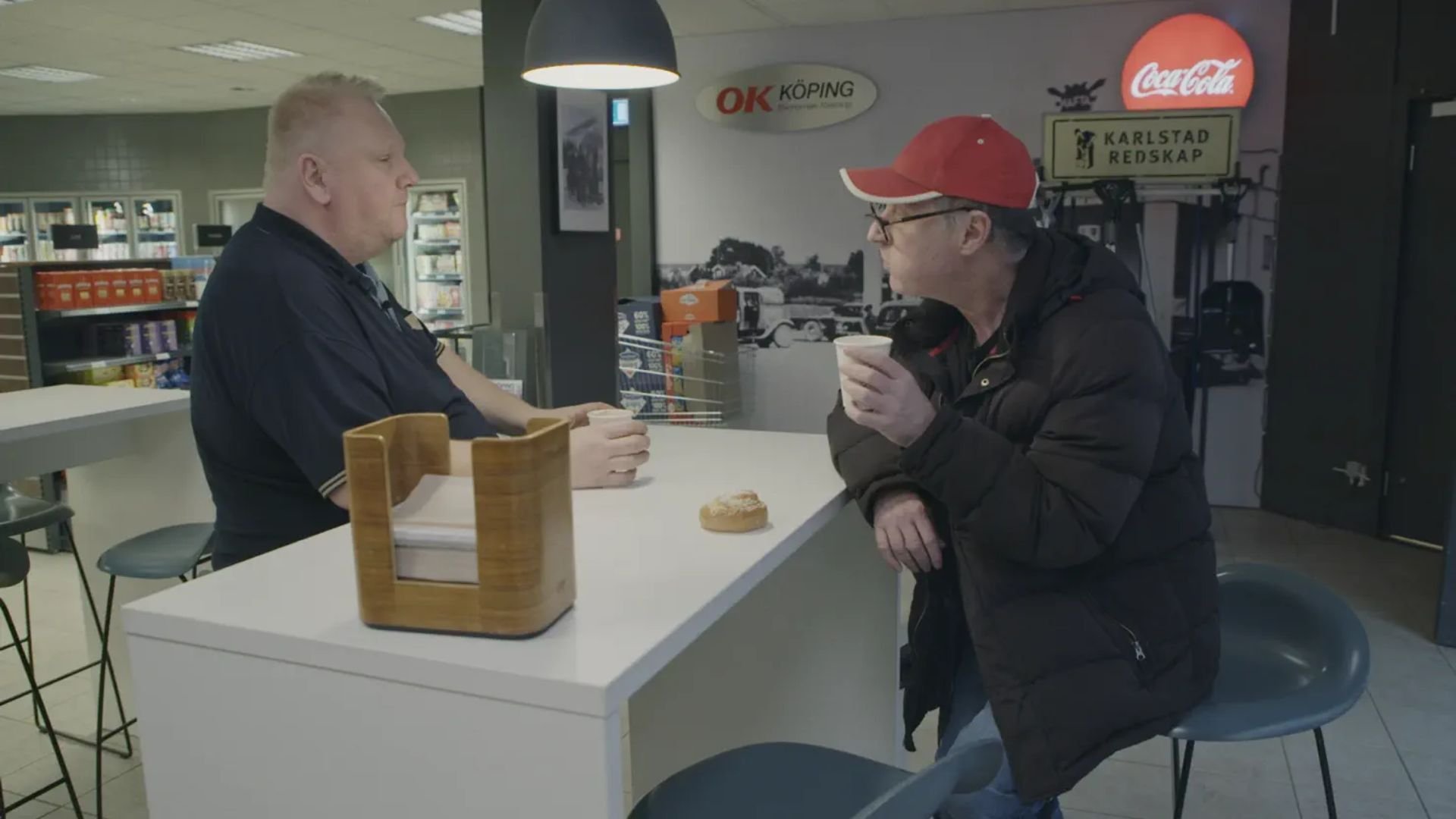 6. Tobbe hjälper till